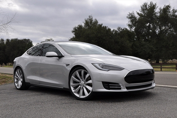 富士康代工特斯拉 將降低電池等技術(shù)的成本