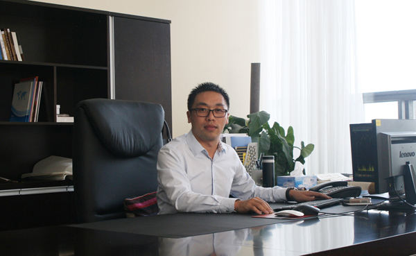 胡飛：打造中國的多晶硅“價格風向標”