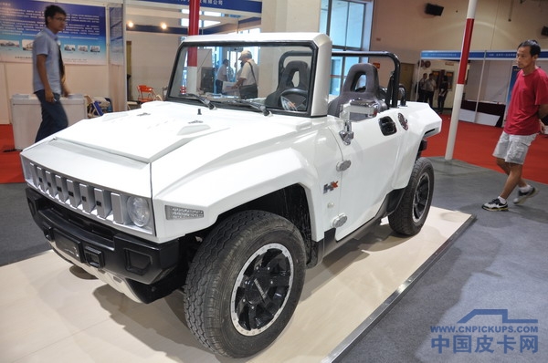 純電動(dòng)悍馬車