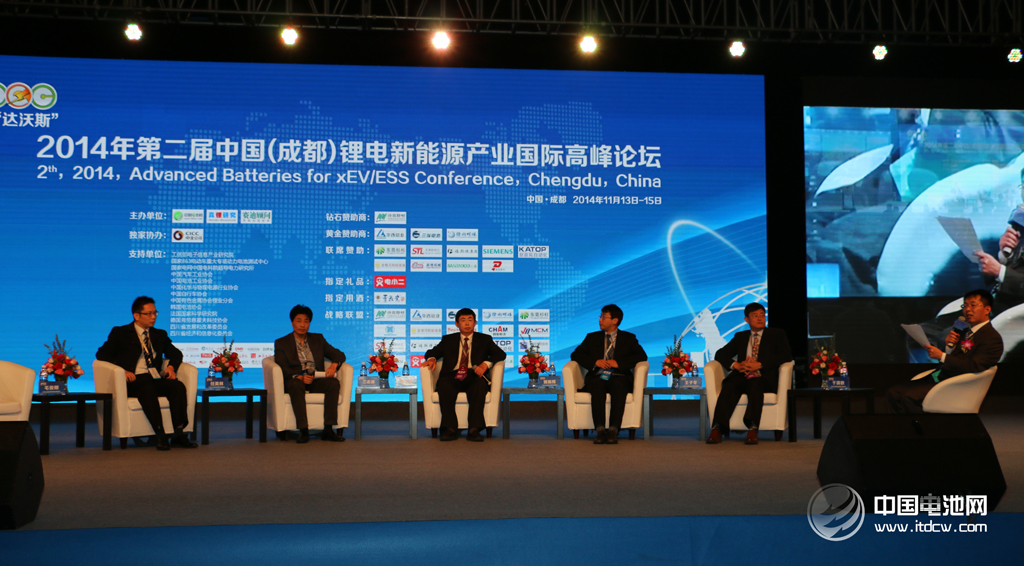 鋰電池行業明年或迎來黃金季 專家：注意風險防范