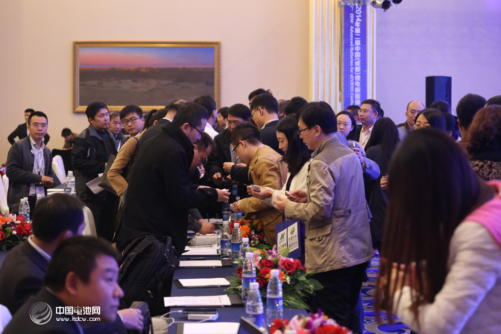 小米要用無(wú)負(fù)極電池？鋰電“達(dá)沃斯”讓麻省固體能源出名