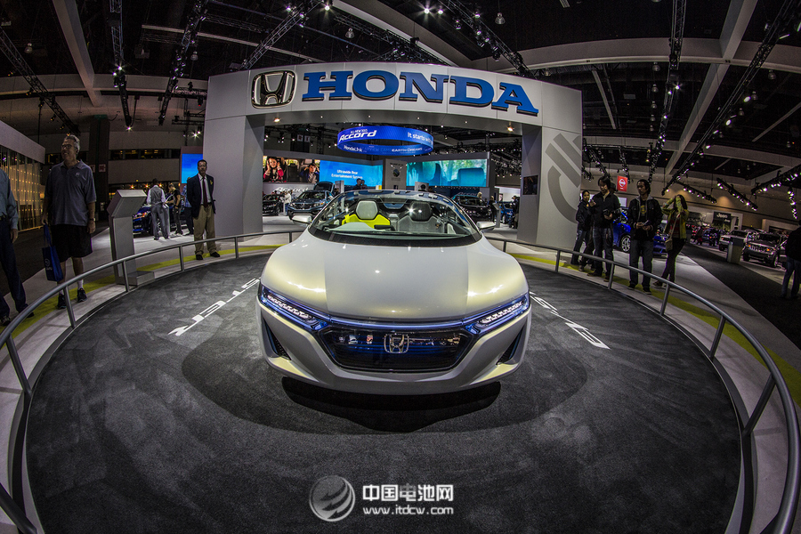 日本政府采取補貼措施 加速推廣新能源汽車 日本政府采取補貼措施 加速推廣新能源汽車