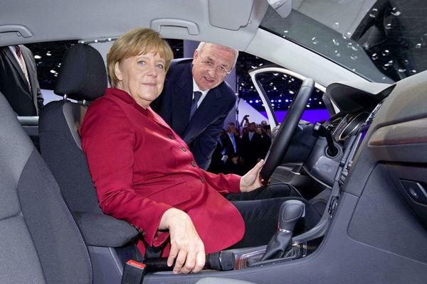 默克爾重申電動汽車百萬輛目標 德國投重金補貼新能源 默克爾重申電動汽車百萬輛目標 德國投重金補貼新能源