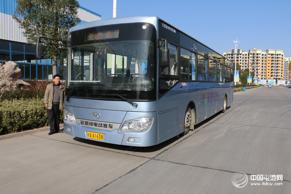 假如石油持續(xù)破50美元 新能源汽車(chē)會(huì)怎樣？