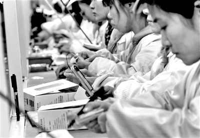 手機(jī)代工產(chǎn)業(yè)鏈頻頻斷裂暴露行業(yè)困局 手機(jī)代工產(chǎn)業(yè)鏈頻頻斷裂暴露行業(yè)困局