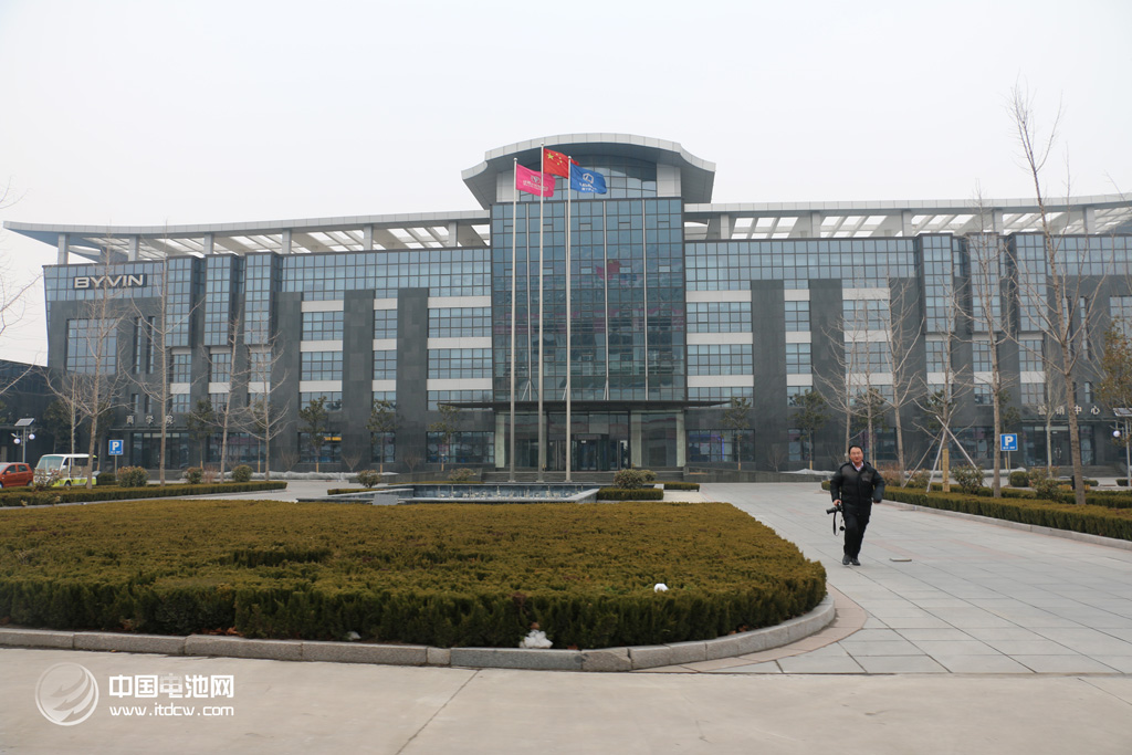 山東雷丁：用小型電動(dòng)車(chē)點(diǎn)燃“國(guó)民車(chē)”的希望