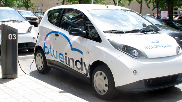 電動汽車遭遇成長煩惱  充電樁配套2015年展開圈地戰