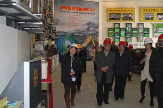 日中經濟協會是于日中恢復邦交正?；?972年11月22日成立的日中經濟關系專業團體，致力于推動兩國經貿合作，促進民間友好關系。