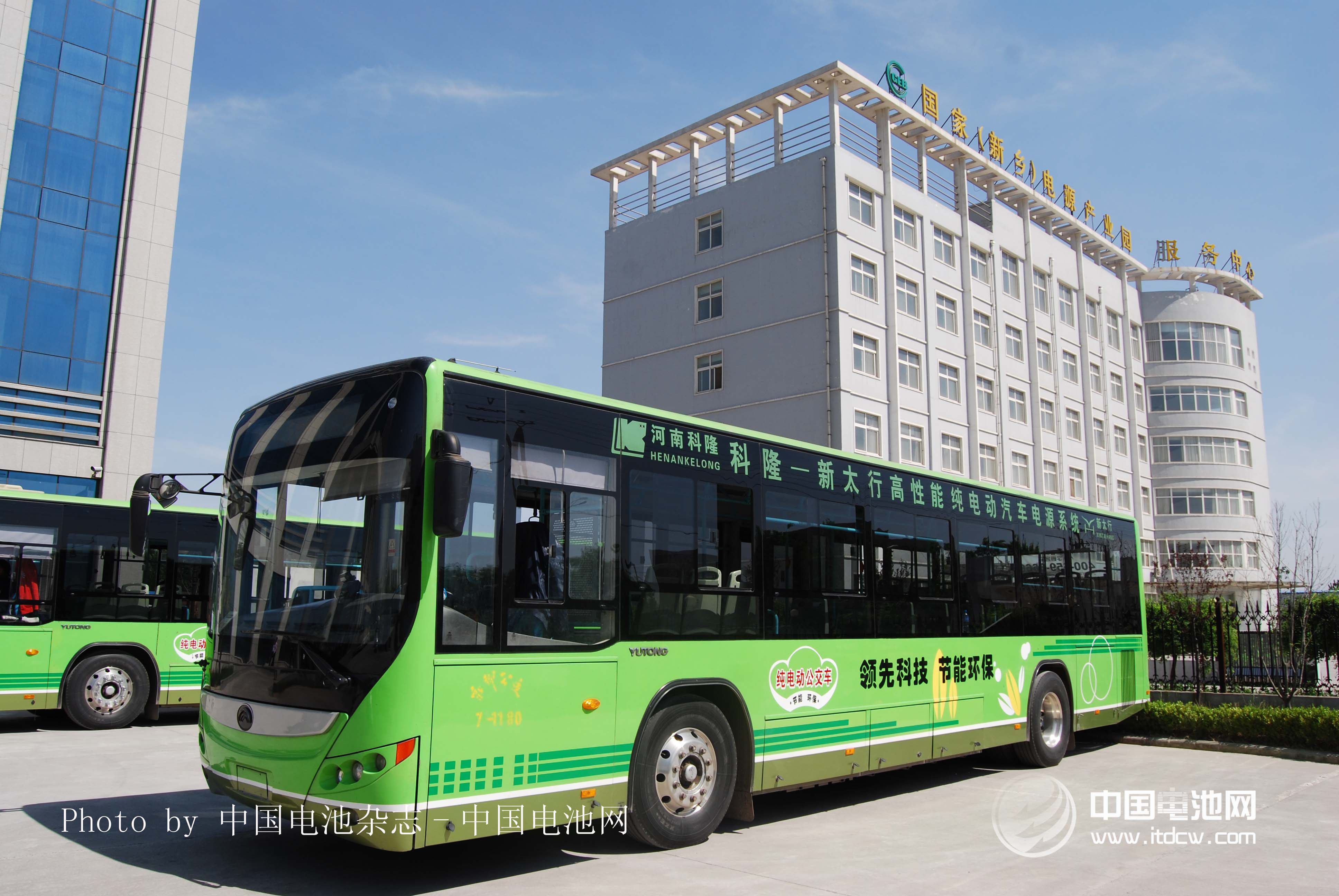 2014逆市上揚(yáng) 解讀我國新能源客車產(chǎn)業(yè)發(fā)展現(xiàn)狀 2014逆市上揚(yáng) 解讀我國新能源客車產(chǎn)業(yè)發(fā)展現(xiàn)狀