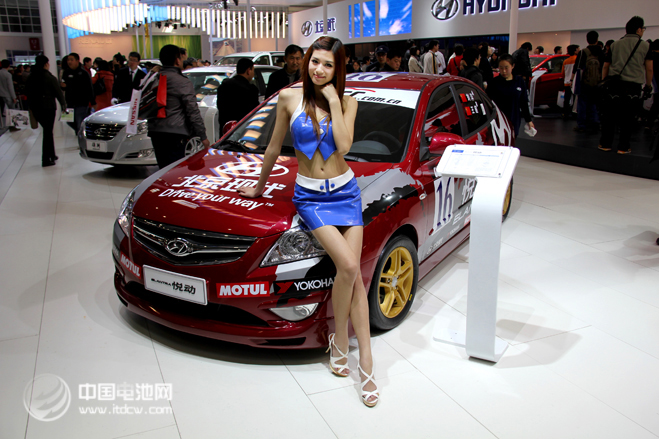 2015年2月我國新能源汽車生產(chǎn)5260輛 同增近5倍