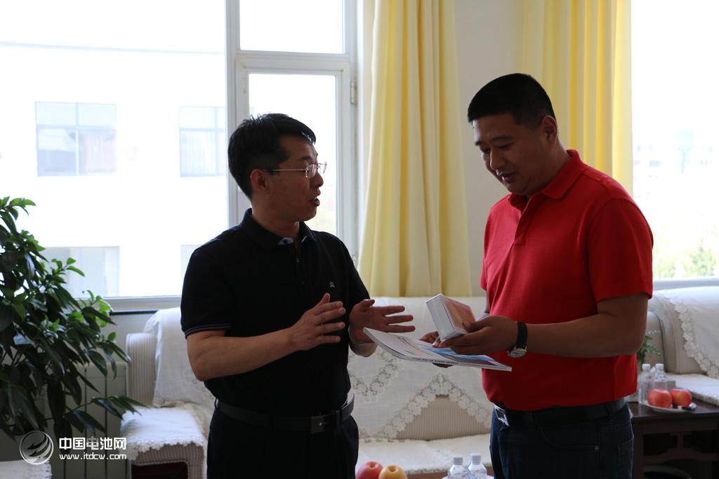 中國電池網一行在山東威海調研榮成青木化學