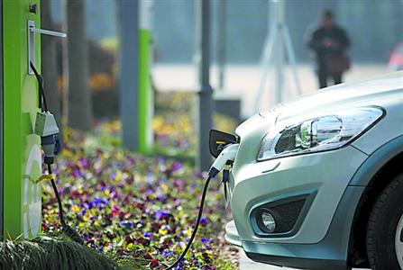 新能源車主盼充電更加便利 續(xù)航里程更遠 新能源車主盼充電更加便利 續(xù)航里程更遠