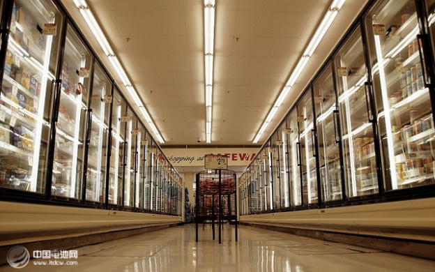 冷藏柜變“電池” 新創事業Axiom Exergy 推超市冷藏儲能 冷藏柜變“電池” 新創事業Axiom Exergy 推超市冷藏儲能