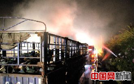 廣東：拖掛車運載廢舊電池忽起火 消防及時處理無傷亡