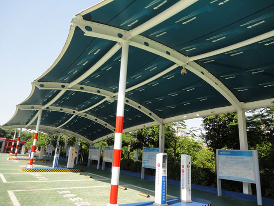 浙江新能源車免費上高速？等服務區充電樁建好再說