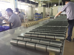 天津產(chǎn)超級電池亮相 充電一次只需要3-5分鐘