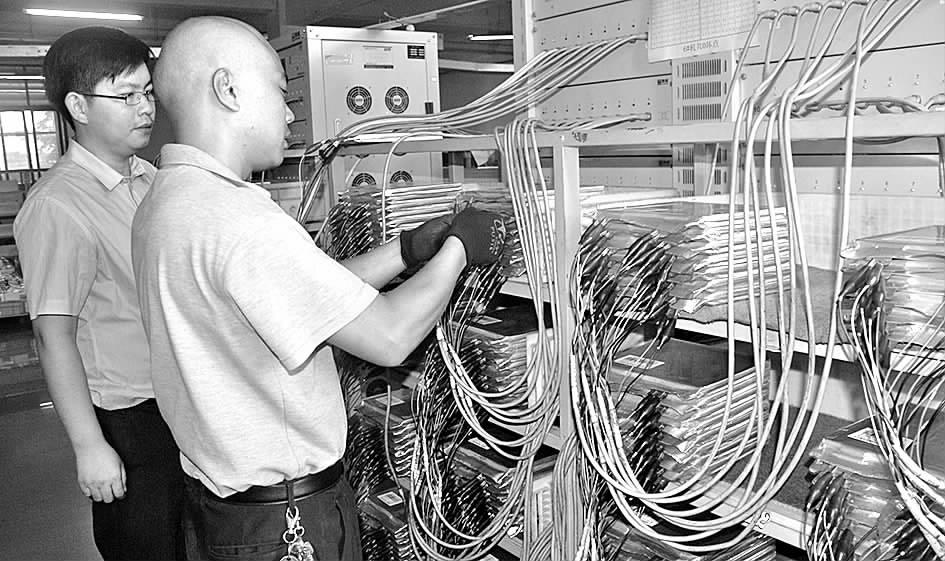 玉溪市鋰電池工程技術中心通過市級專家認定組認定 玉溪市鋰電池工程技術中心通過市級專家認定組認定