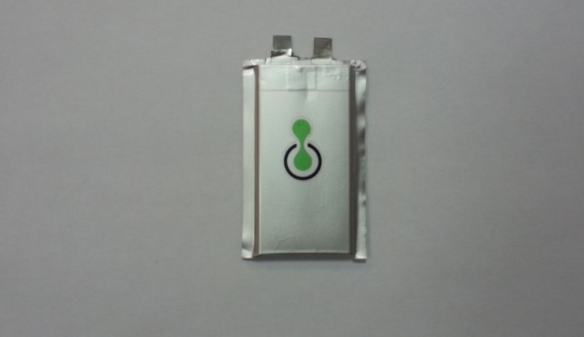 以色列初創(chuàng)公司StoreDot研發(fā)的快速充電電池 以色列初創(chuàng)公司StoreDot研發(fā)的快速充電電池