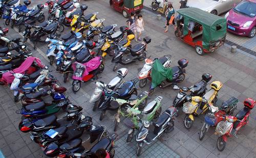 海口電動(dòng)車機(jī)動(dòng)車違反"八不準(zhǔn)""三不準(zhǔn)"將罰款