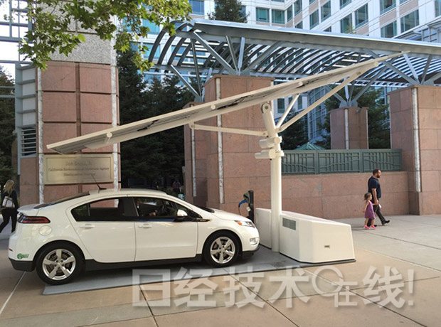 為EV進(jìn)行100％可再生能源充電 全球首個(gè)可移動(dòng)的獨(dú)立型太陽能車棚