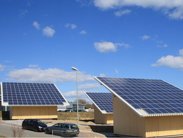 多晶硅加工貿易進口“限令”實施一周年 光伏上下游業績兩重天