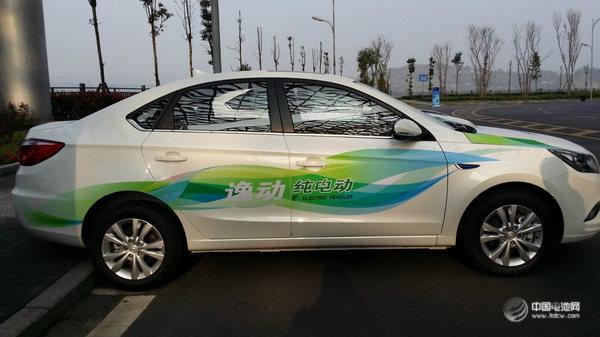 今年1-8月長安汽車銷量達180.7萬輛 位居行業(yè)第三 今年1-8月長安汽車銷量達180.7萬輛 位居行業(yè)第三