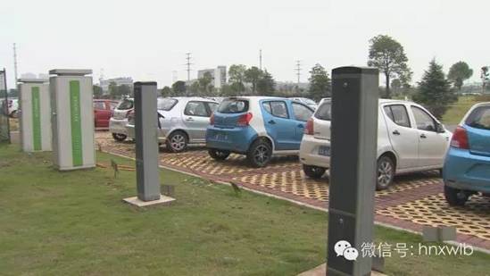 湖南新能源車銷量井噴 前八月為去年全年3倍多 湖南新能源車銷量井噴 前八月為去年全年3倍多