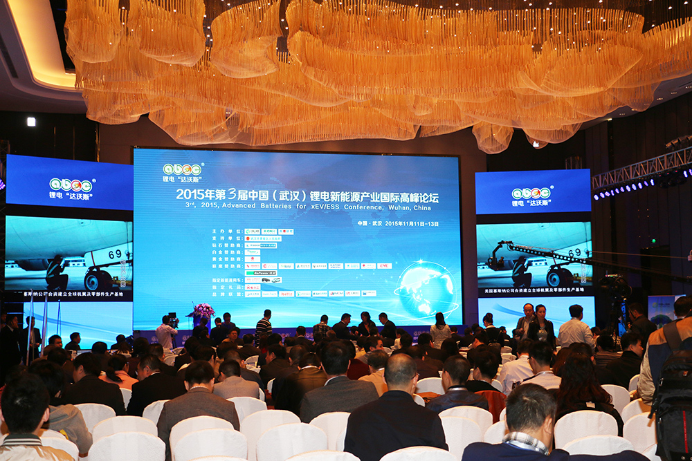 業內專家:今年動力鋰電池新增投資將突破千億(附股) 業內專家:今年動力鋰電池新增投資將突破千億(附股)