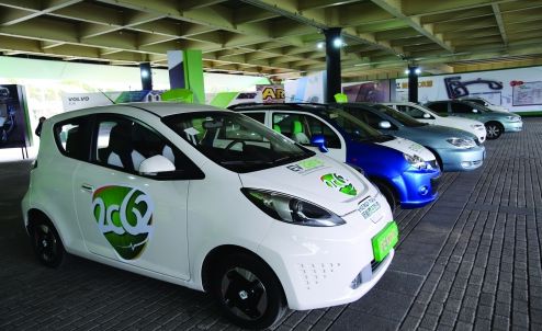 已示范逾7000輛 十年后廣州產新能源汽車或達百萬輛