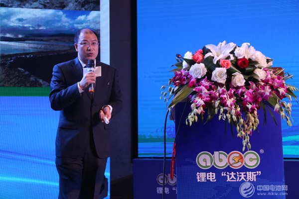 中國有色金屬工業(yè)協(xié)會鋰業(yè)分會秘書長張江峰 中國有色金屬工業(yè)協(xié)會鋰業(yè)分會秘書長張江峰