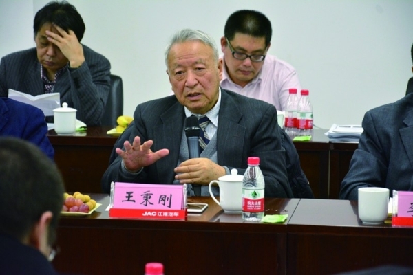 王秉剛:自主新能源車企必須儲備混合動力技術 王秉剛:自主新能源車企必須儲備混合動力技術