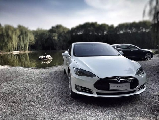 特斯拉官方澄清 稱全面符合中國充電新國標(biāo) 特斯拉官方澄清 稱全面符合中國充電新國標(biāo)