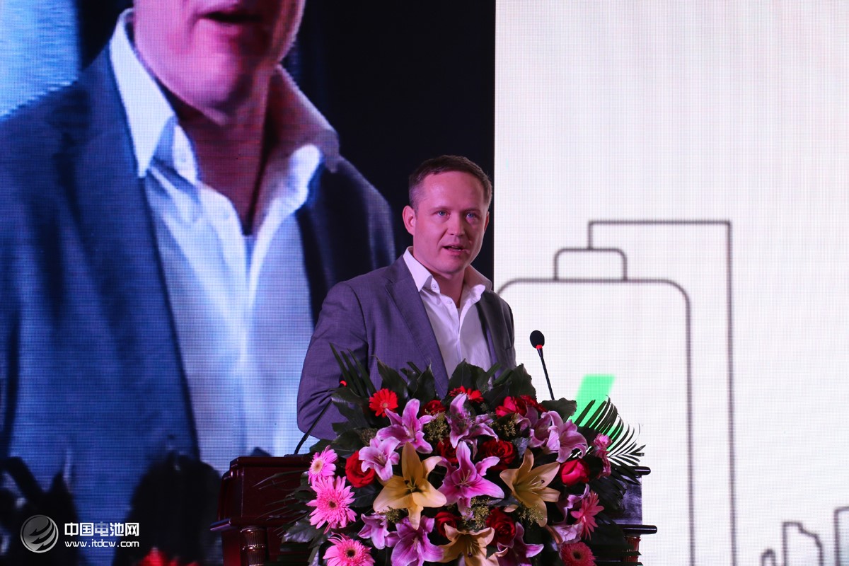 國軒高科美國研究院技術總監Chris 國軒高科美國研究院技術總監Chris