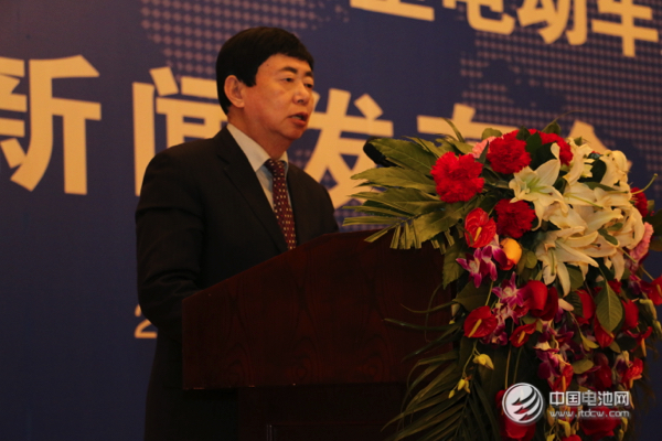 山東省汽車行業協會常務副會長兼秘書長魏學勤