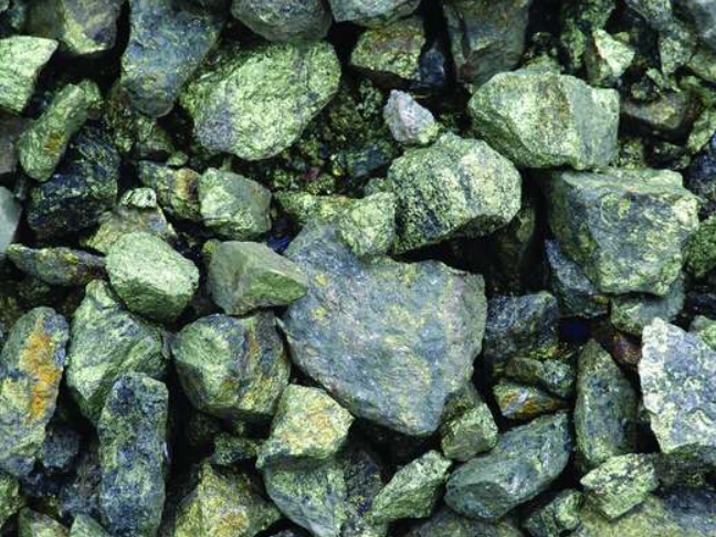 碳酸鋰掀起漲價狂潮 鋰礦還能漲多久？