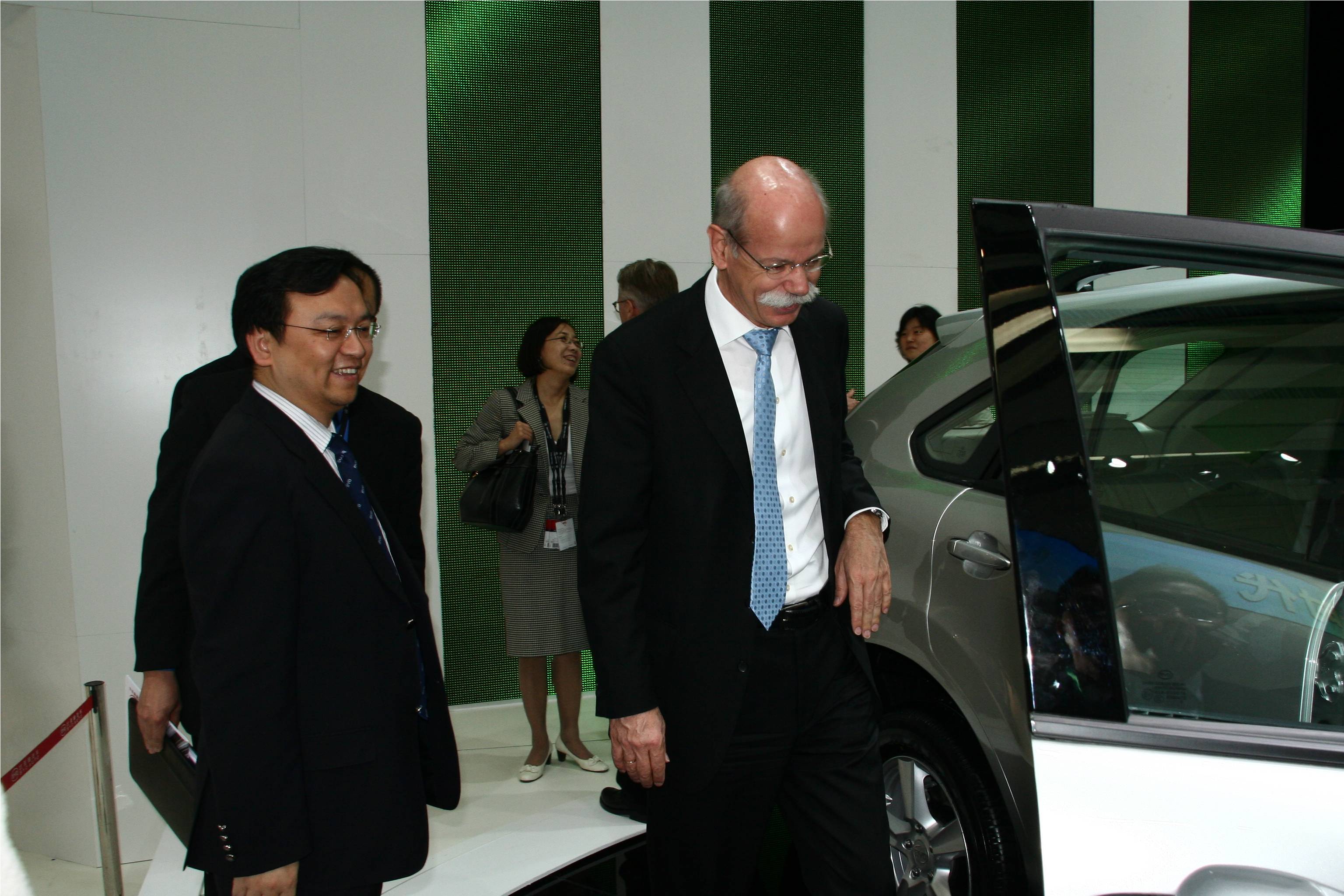 王傳福：未來只做新能源 預(yù)計(jì)2030年實(shí)現(xiàn)私家車電動化