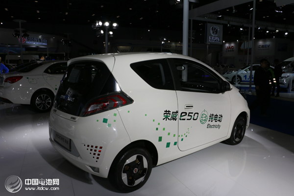 推廣目錄常態(tài)化發(fā)布 新能源汽車恢復(fù)高速增長(zhǎng)常態(tài) 推廣目錄常態(tài)化發(fā)布 新能源汽車恢復(fù)高速增長(zhǎng)常態(tài)