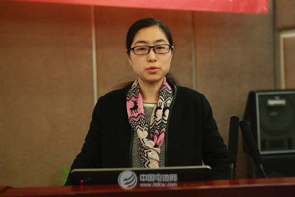 中航鋰電研究院王楠工程師發(fā)言 中航鋰電研究院王楠工程師發(fā)言