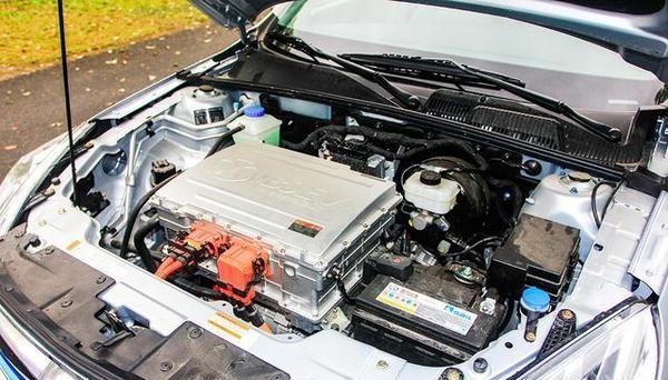 電動車爆發最大贏家：碳酸鋰企業利潤同增超八倍