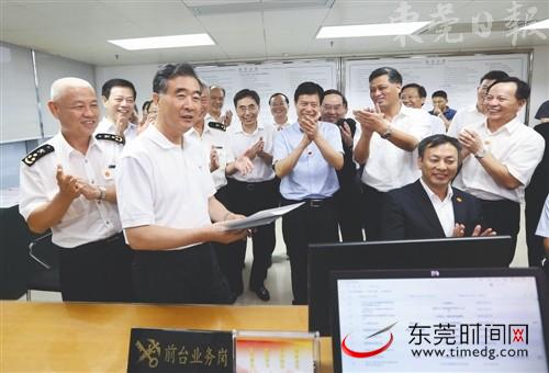 國務院副總理汪洋到深圳市調研外貿工作 國務院副總理汪洋到深圳市調研外貿工作