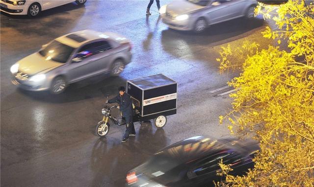 深圳交警:部分快遞公司承諾2月內淘汰關內電動三輪車 深圳交警:部分快遞公司承諾2月內淘汰關內電動三輪車