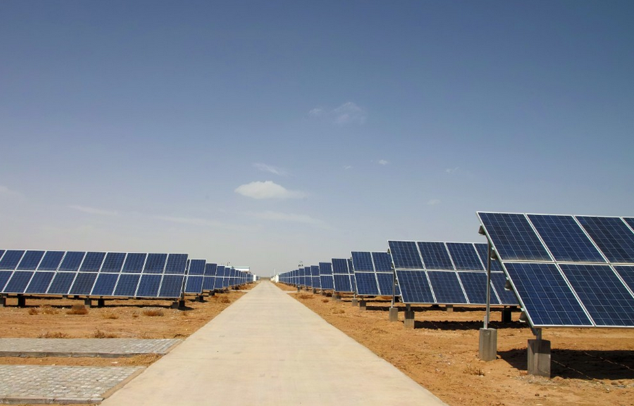 跨界資本瞄準電站 光伏“闖入者”們的“成敗” 跨界資本瞄準電站 光伏“闖入者”們的“成敗”