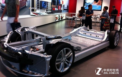 國產(chǎn)電動車很慘？談新能源汽車電池與續(xù)航里程問題