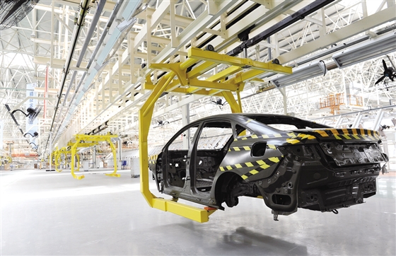 新能源車(chē)投資過(guò)熱引擔(dān)憂 一年內(nèi)全國(guó)新建項(xiàng)目超30個(gè)