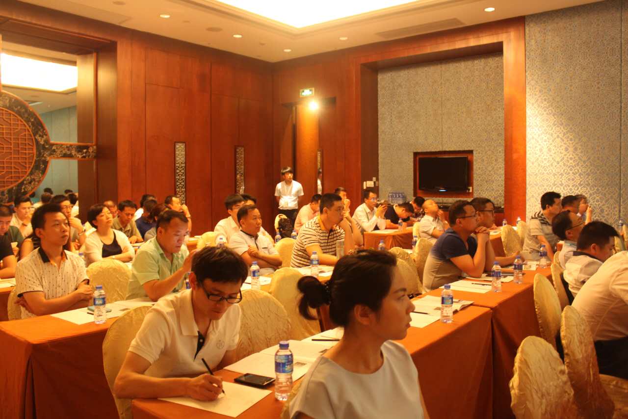 天力鋰能匯報萬噸產能進展 發布高鎳動力三元新品 天力鋰能匯報萬噸產能進展 發布高鎳動力三元新品