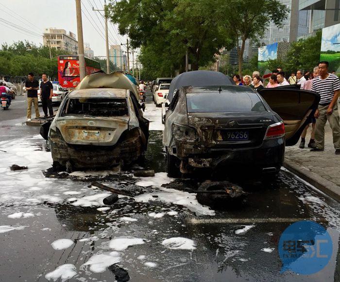 重磅|三里屯起火 iev5遭遇信任危機 重磅|三里屯起火 iev5遭遇信任危機