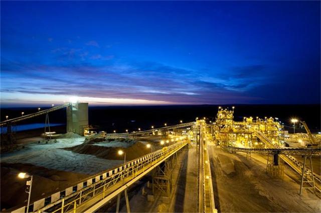 張家港生產基地夜景 張家港生產基地夜景