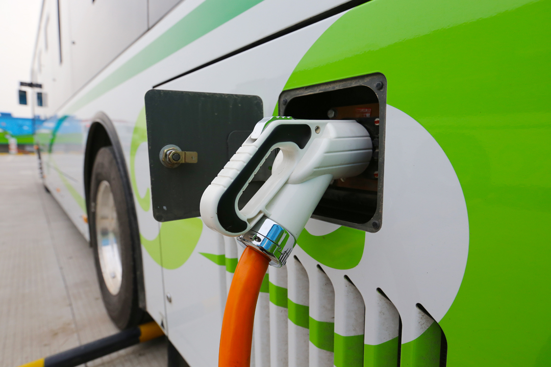 數(shù)量多\規(guī)模大\現(xiàn)狀雜 新能源客車(chē)維護(hù)保養(yǎng)標(biāo)準(zhǔn)亟待出臺(tái) 數(shù)量多\規(guī)模大\現(xiàn)狀雜 新能源客車(chē)維護(hù)保養(yǎng)標(biāo)準(zhǔn)亟待出臺(tái)