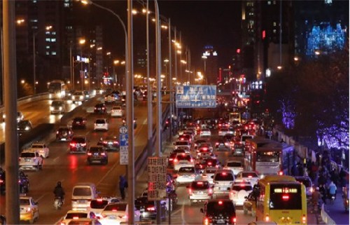 中國希望借新規(guī)定提高電動汽車數(shù)量 今年預(yù)計70萬輛 中國希望借新規(guī)定提高電動汽車數(shù)量 今年預(yù)計70萬輛