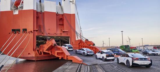 寶馬電動汽車銷量達(dá)10萬輛 瞄準(zhǔn)自動駕駛